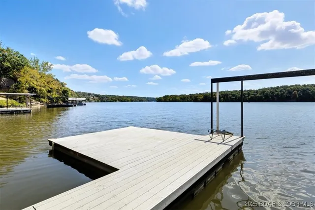 $425,000 | 26250 Herring Court, Lincoln, MO 65338