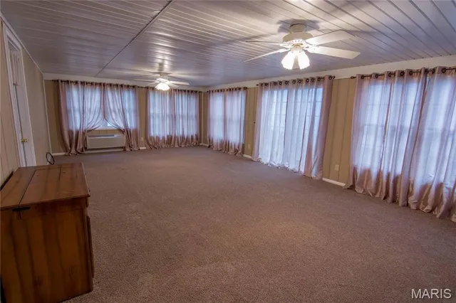 $245,000 | 826 South Elm Street, Vandalia, IL 62471