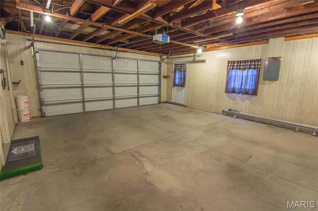 $245,000 | 826 South Elm Street, Vandalia, IL 62471