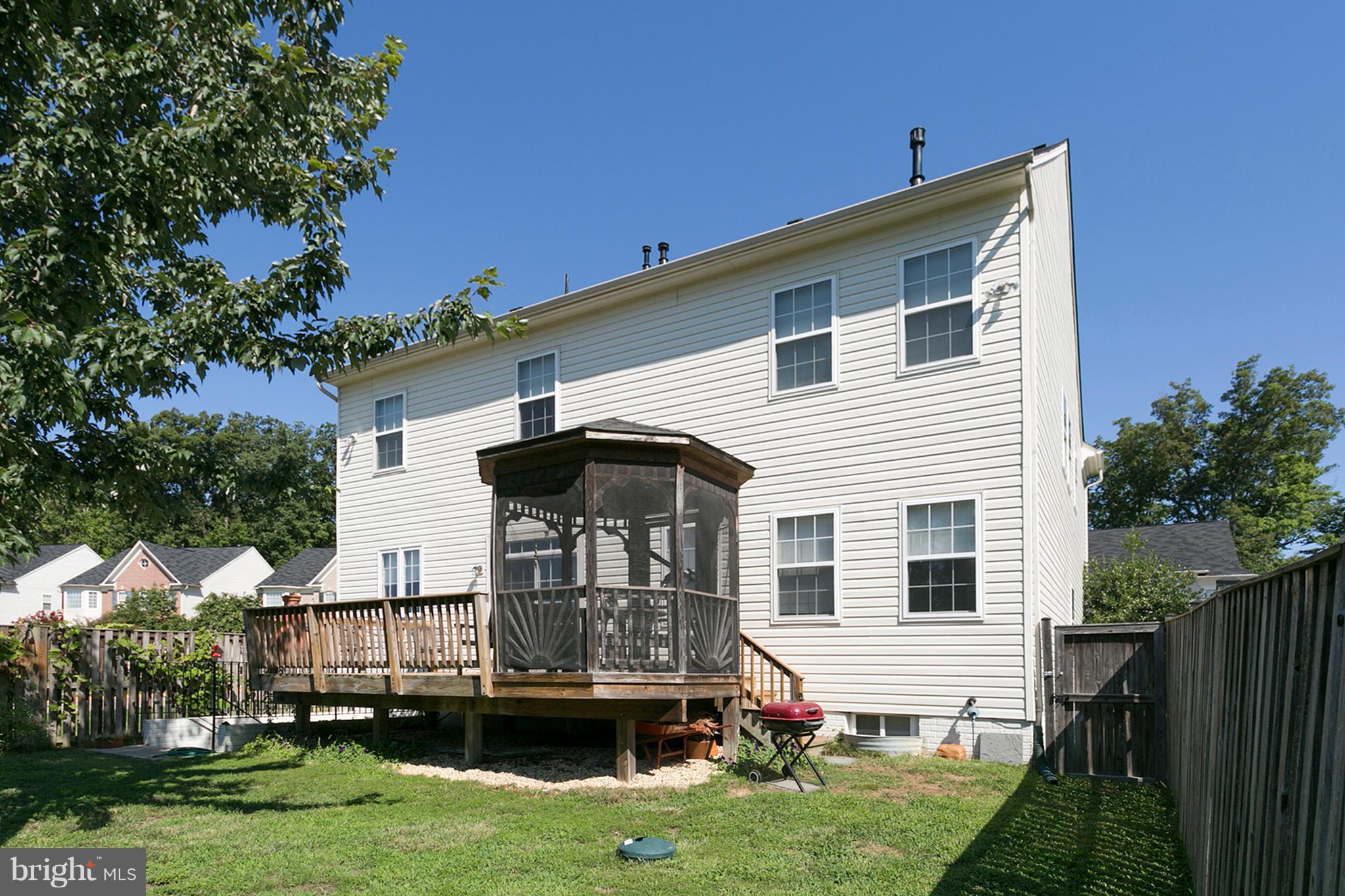 25 Rivers Edge Terrace Indian Head, MD 20640 - Photo 29 of 30 Lush and Level backyard