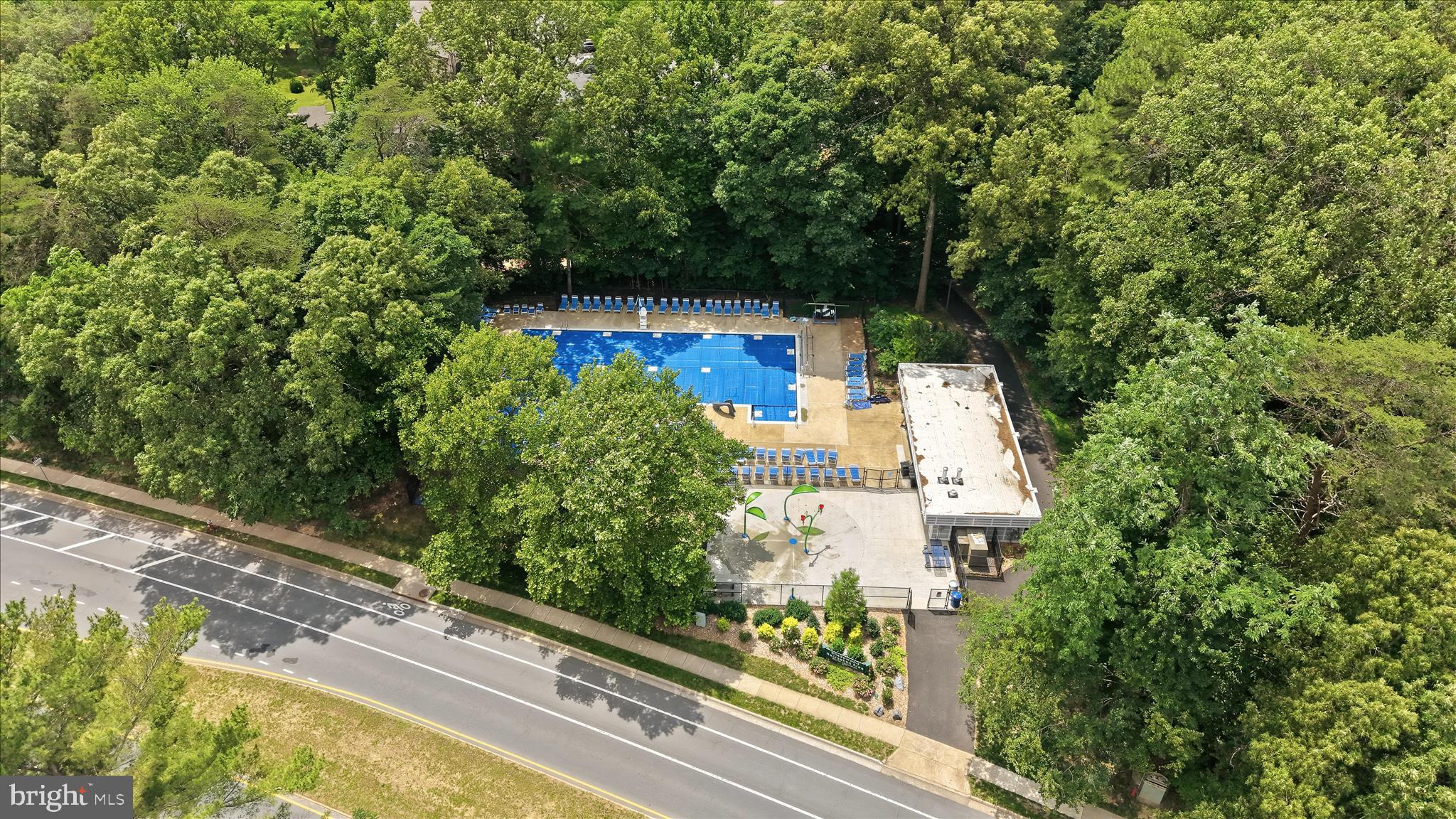 11533 Pine Cone Court Reston, VA 20191 - Photo 43 of 60 Shadowood Pool