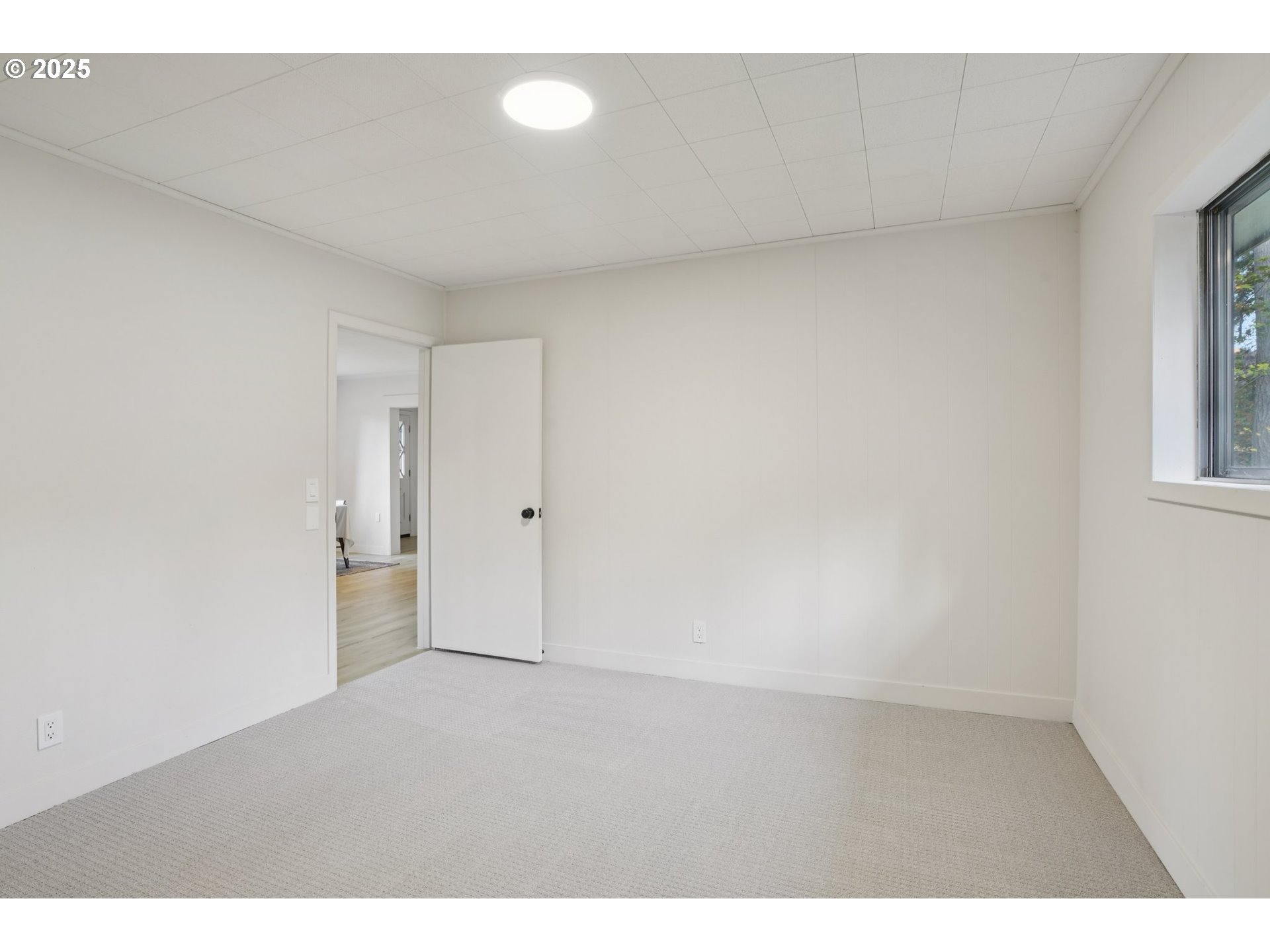 72 Whitewater Road Longview, WA 98632 - Photo 28 of 47 a view of an empty room
