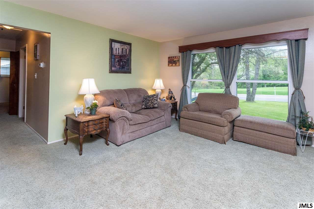 580 Robinson Road Jackson, MI 49203 - Photo 5 of 14 Photo 5