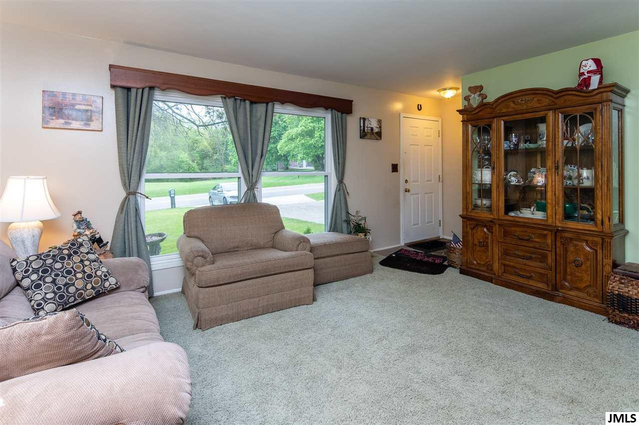 580 Robinson Road Jackson, MI 49203 - Photo 6 of 14 Photo 6