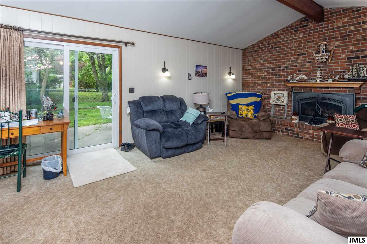 580 Robinson Road Jackson, MI 49203 - Photo 10 of 14 Photo 10