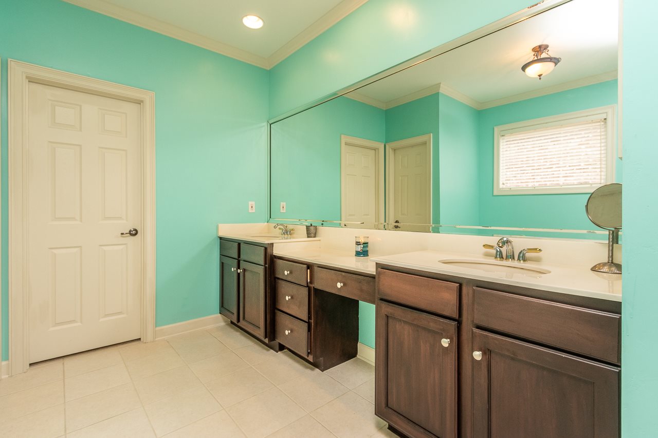 8023 Stonewyck Road Germantown, TN 38138 - Photo 15 of 25 Gallery Image 15