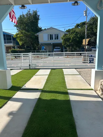 $2,200 | 423 Mahogany Avenue, Key Largo, FL 33037