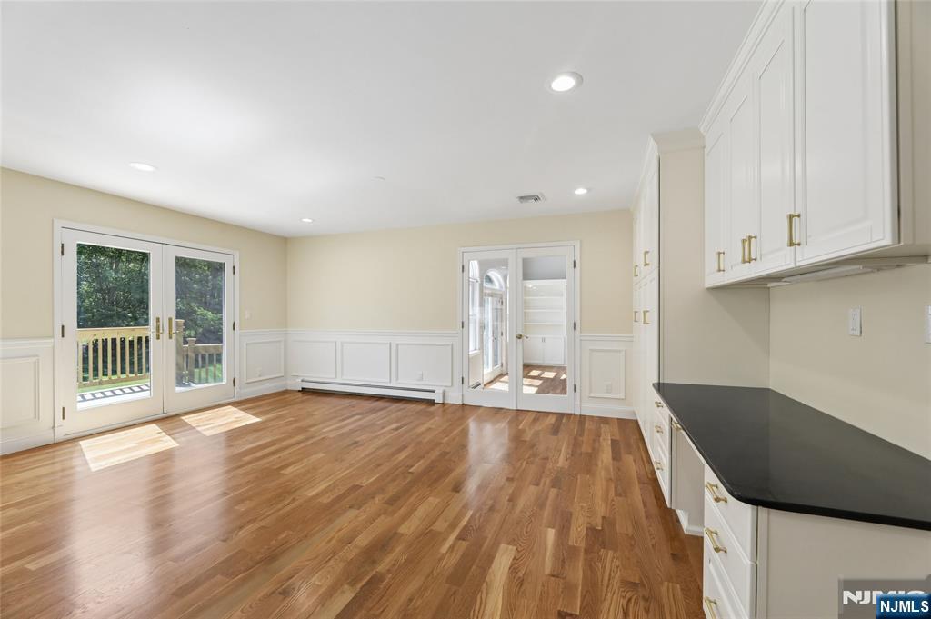 2 West Gate Road Saddle River, NJ 07458 - Photo 15 of 46