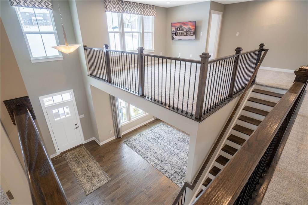 101 Ridgetop Road Mars, PA 16046 - Photo 4 of 25