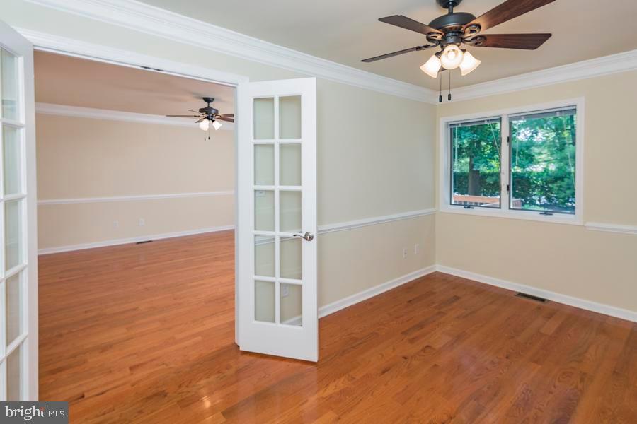 20 Exeter Court Princeton, NJ 08540 - Photo 9 of 25 an empty room with windows and fan