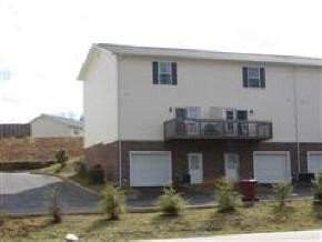 2101 Cherokee Road, Unit 11 Johnson City, TN 37604 - Photo 2 of 9 Photo 2