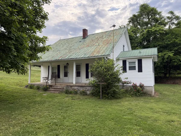 $249,900 | 328 Young Branch Road, Dixon Springs, TN 37057