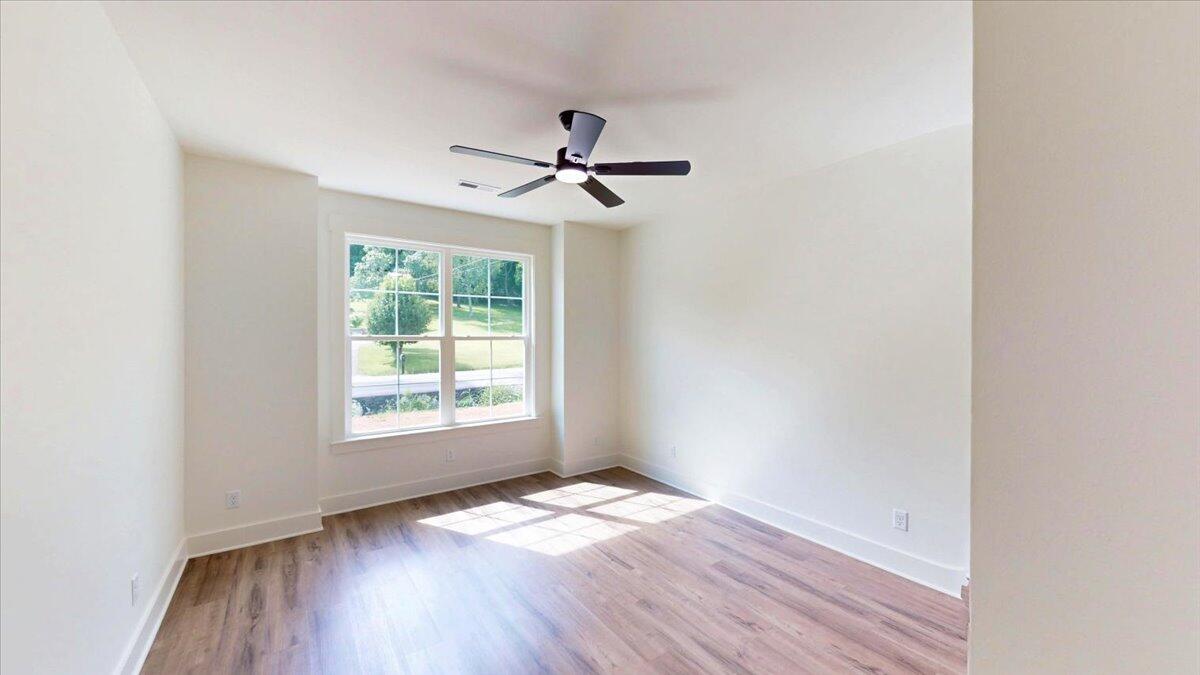 826 Lower Mill Road Hixson, TN 37343 - Photo 8 of 22 12-826-Lower-Mill-Rd-07102025_000455