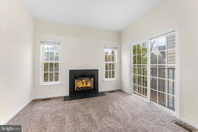 $488,000 | 2509 Oak Tree Lane, Woodbridge, VA 22191