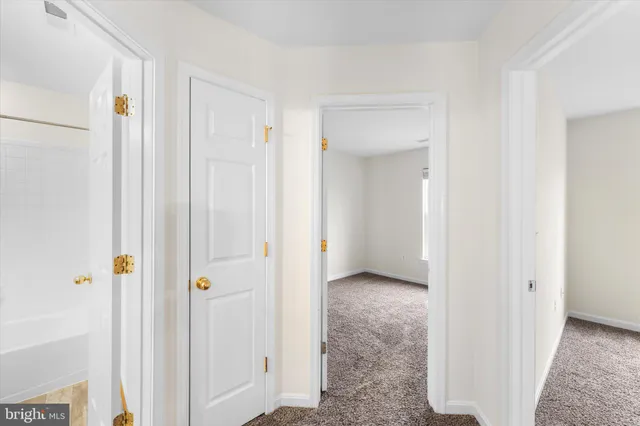 $488,000 | 2509 Oak Tree Lane, Woodbridge, VA 22191