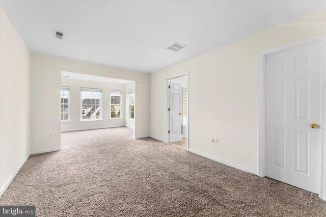 $488,000 | 2509 Oak Tree Lane, Woodbridge, VA 22191