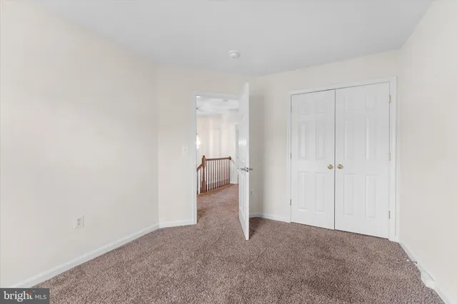 $488,000 | 2509 Oak Tree Lane, Woodbridge, VA 22191