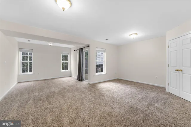 $488,000 | 2509 Oak Tree Lane, Woodbridge, VA 22191