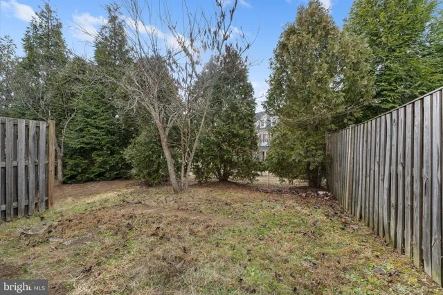 $488,000 | 2509 Oak Tree Lane, Woodbridge, VA 22191