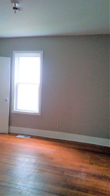 677 Union Street Springfield, MA 01109 - Photo 14 of 17 Gallery Image 14