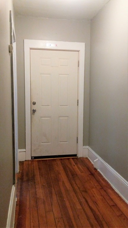 677 Union Street Springfield, MA 01109 - Photo 3 of 17 Gallery Image 3