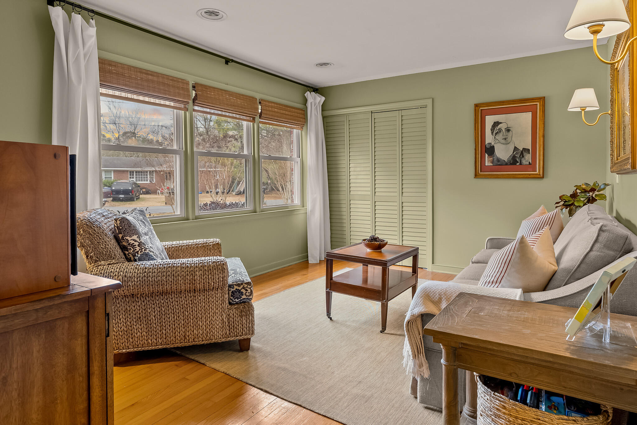 808 Bruce Street Charleston, SC 29412 - Photo 17 of 36 Front den/study/office