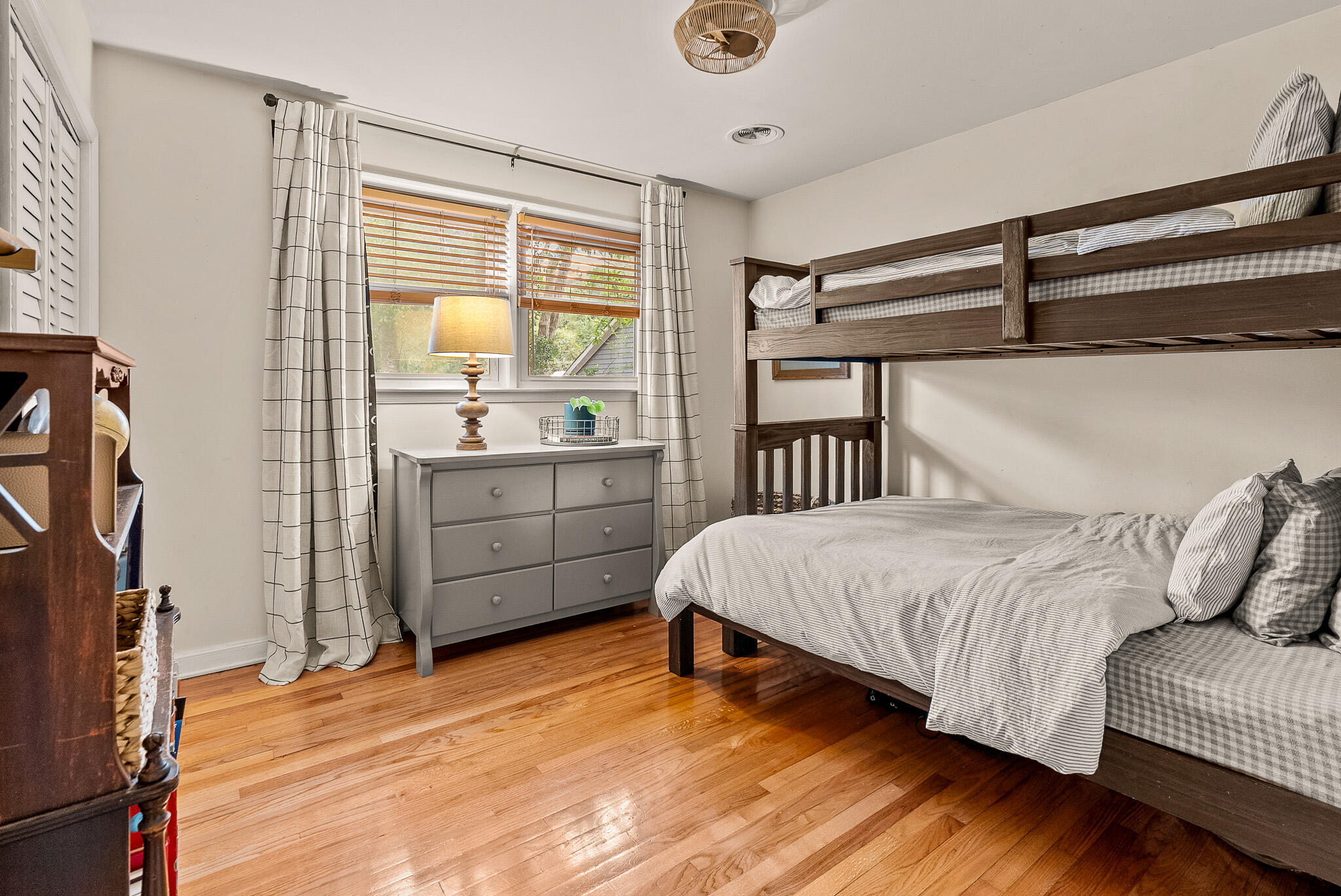 808 Bruce Street Charleston, SC 29412 - Photo 21 of 36 Bedroom 2