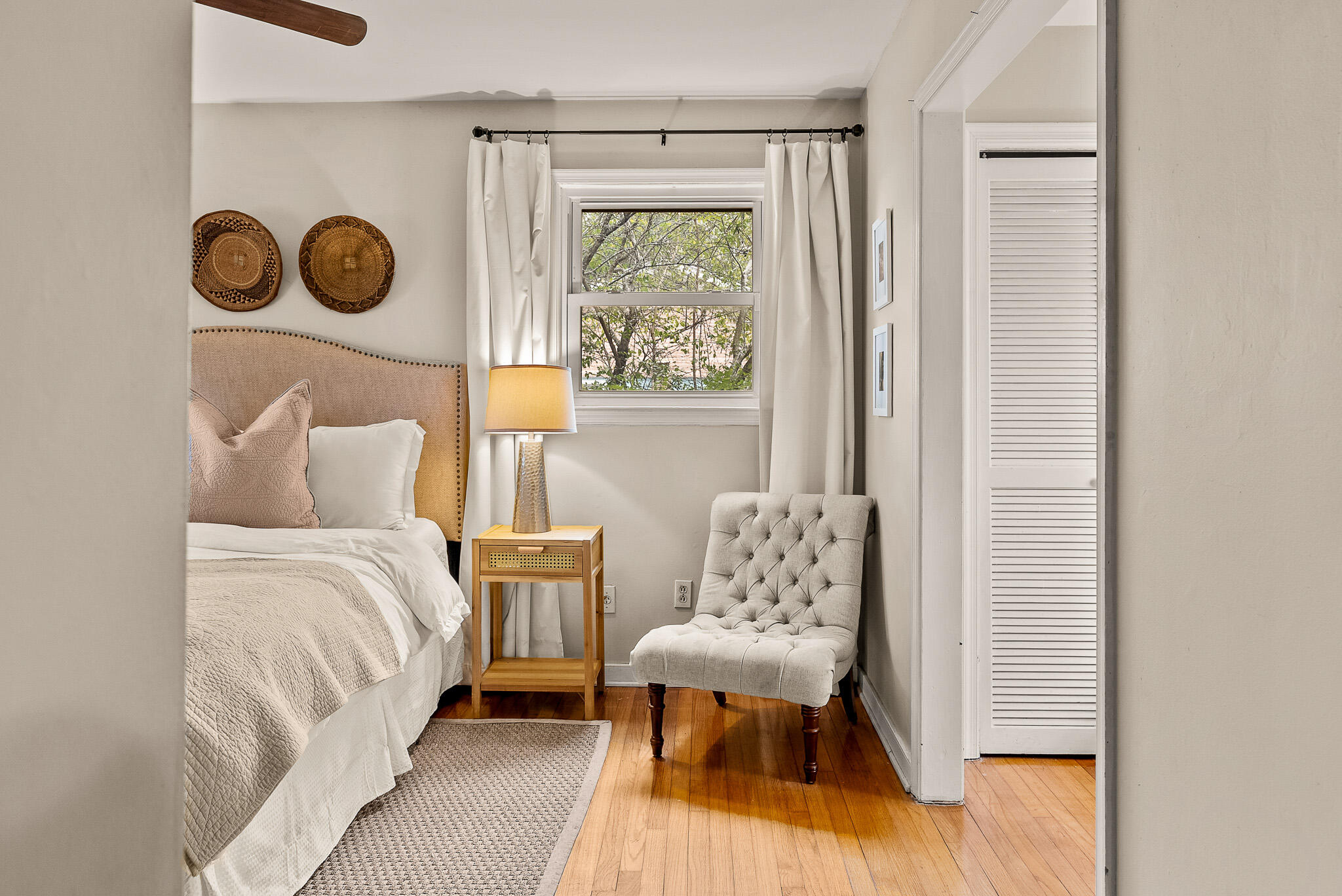 808 Bruce Street Charleston, SC 29412 - Photo 24 of 36 Primary Bedroom