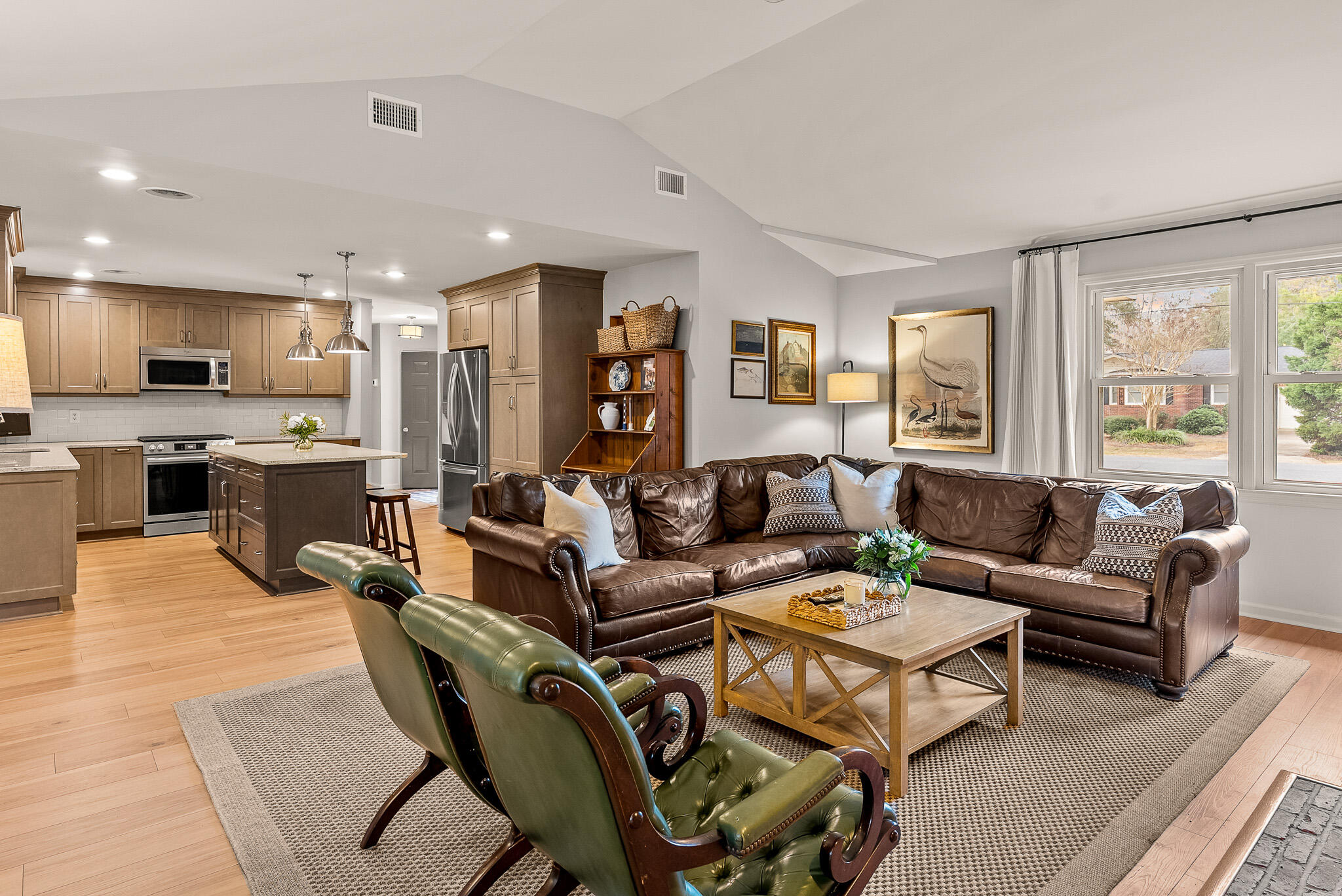 808 Bruce Street Charleston, SC 29412 - Photo 10 of 36 Family Room and kitchen