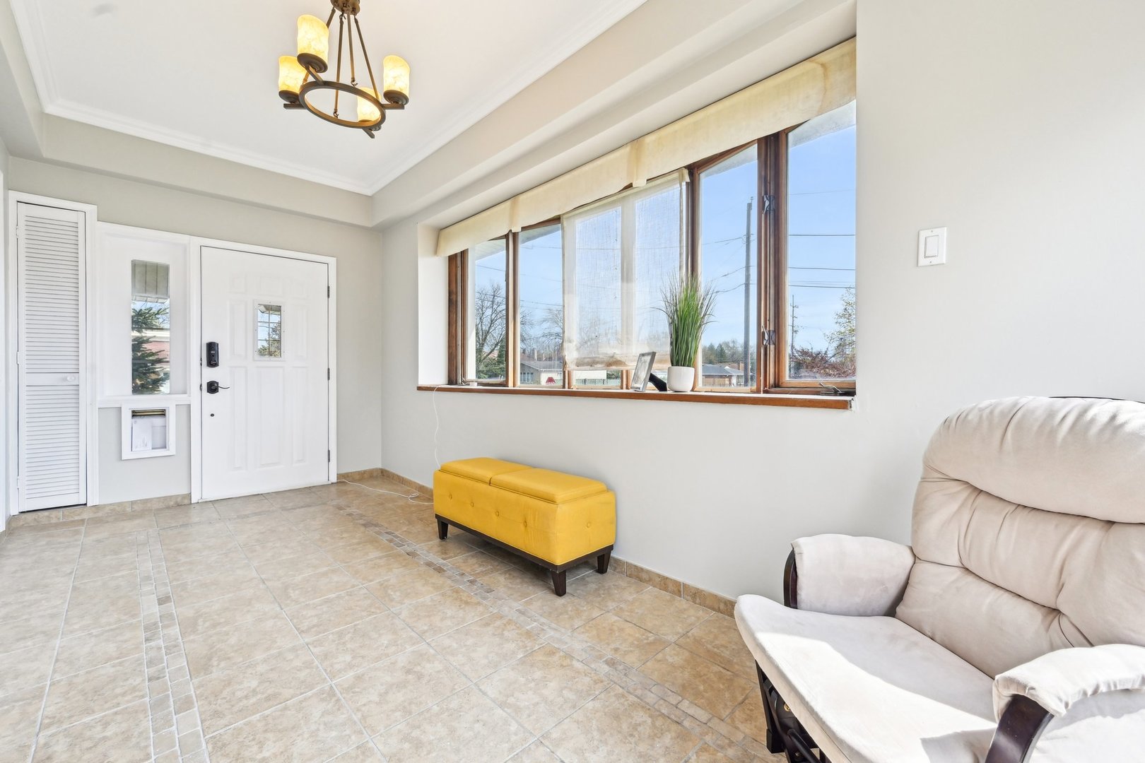 1420 Oakton Street Park Ridge, IL 60068 - Photo 4 of 62