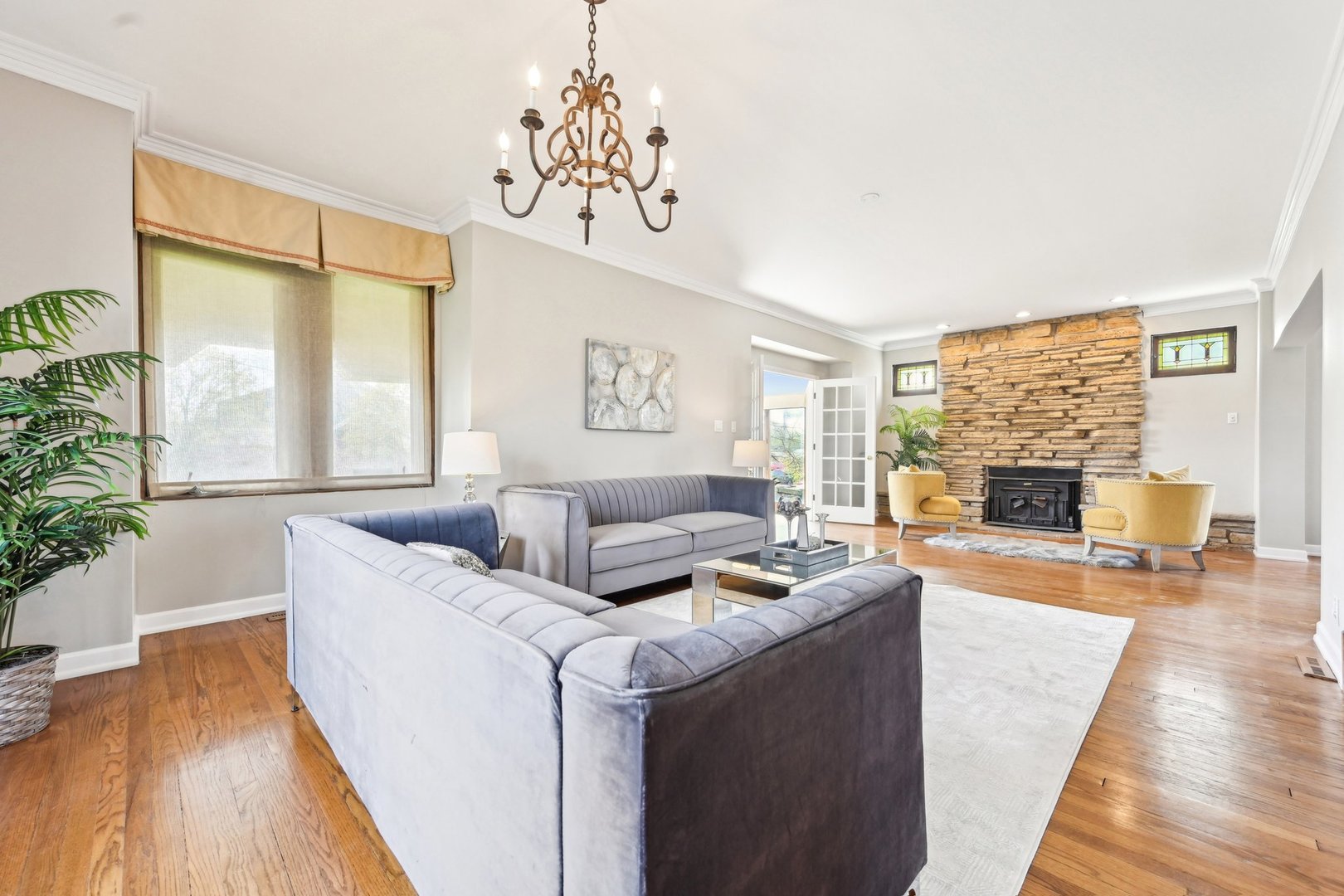 1420 Oakton Street Park Ridge, IL 60068 - Photo 10 of 62