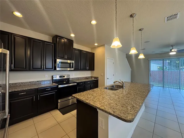 $2,450 | 590 Prospect Point, Oviedo, FL 32765