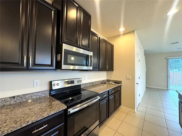 $2,450 | 590 Prospect Point, Oviedo, FL 32765