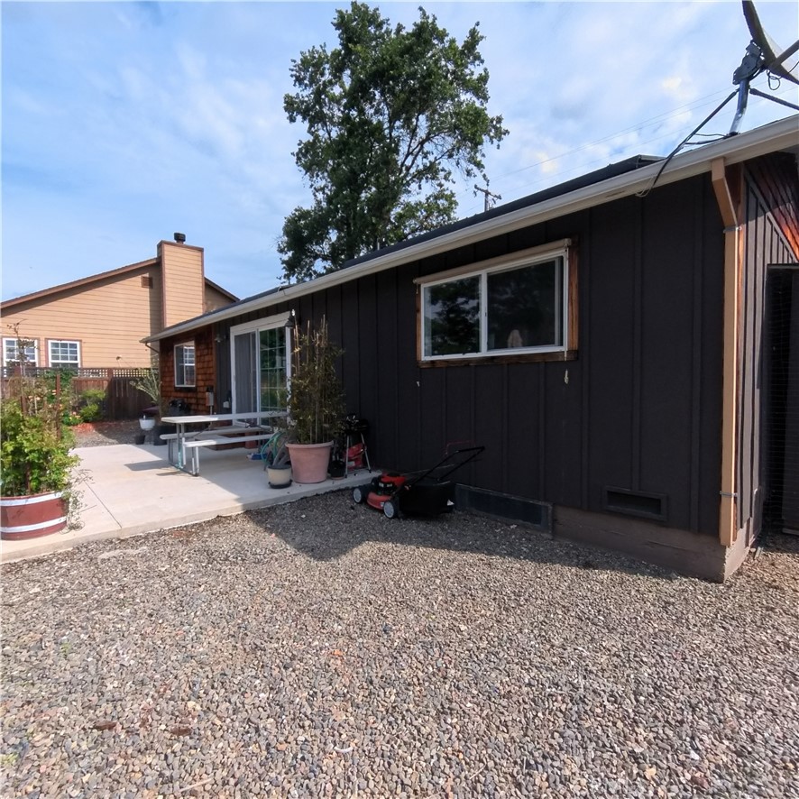 18237 Hidden Valley Road Hidden Valley Lake, CA 95467 - Photo 2 of 28