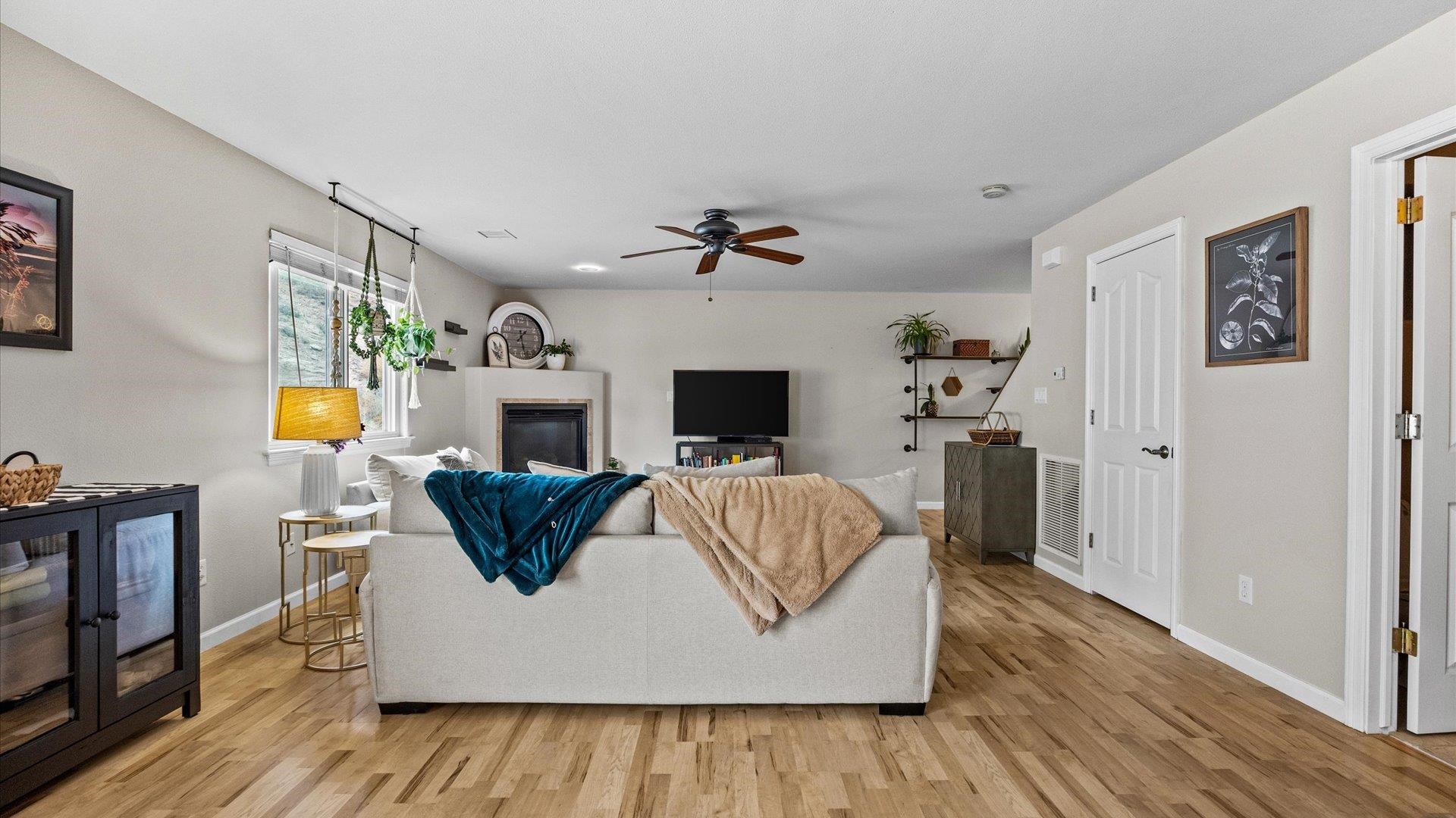 406 Ridges Boulevard, Unit F1 Grand Junction, CO 81507 - Photo 5 of 33