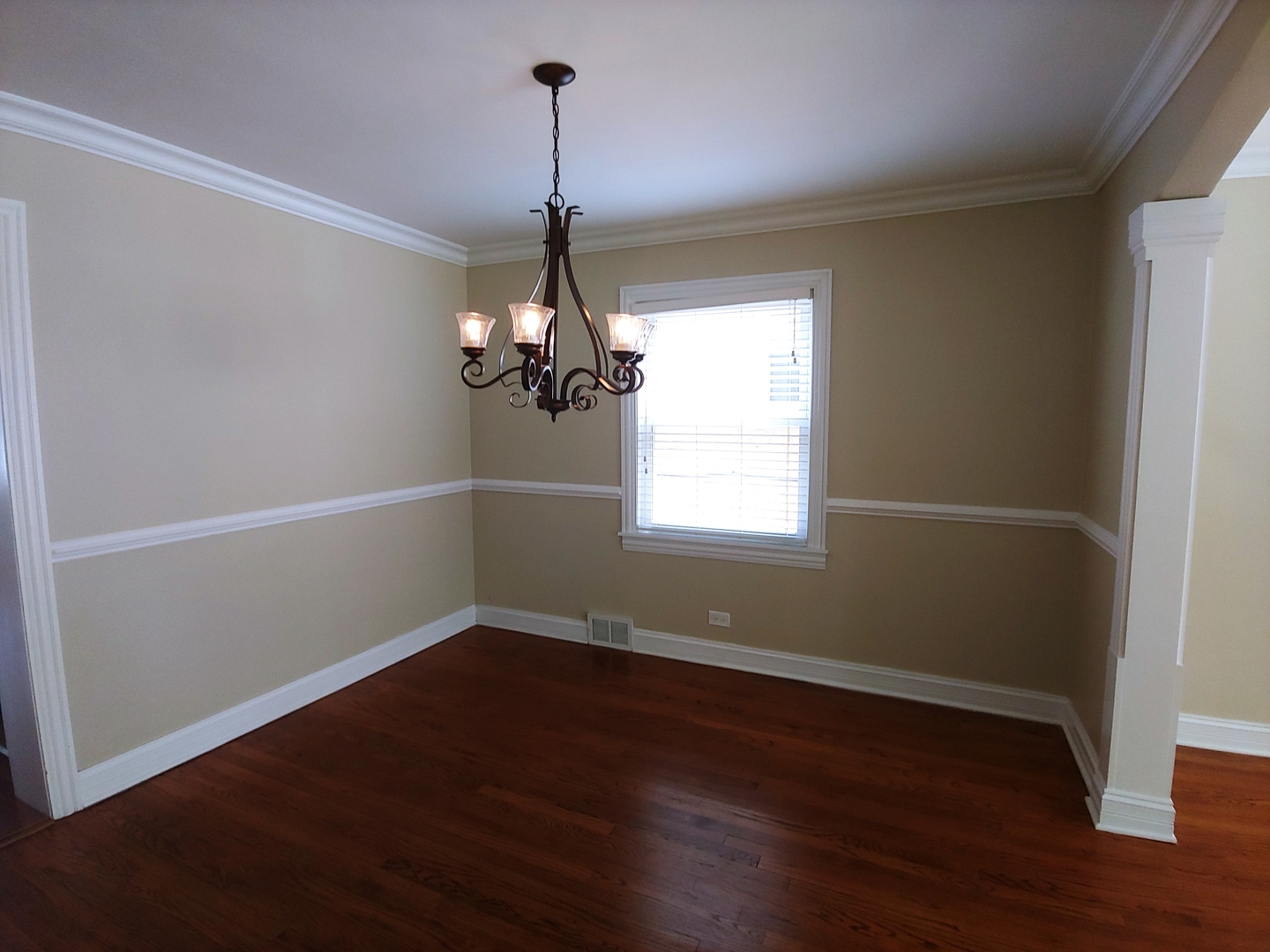 2830 West Jerome Street Chicago, IL 60645 - Photo 6 of 18
