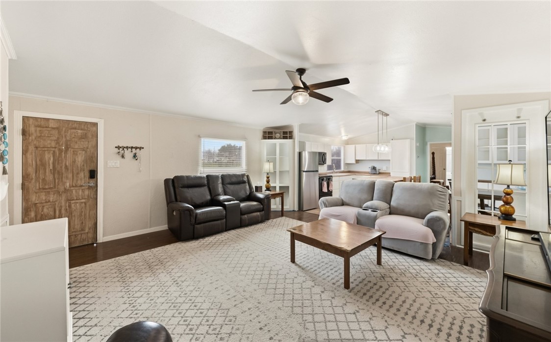 868 Fm 888 Mathis, TX 78368 - Photo 5 of 26