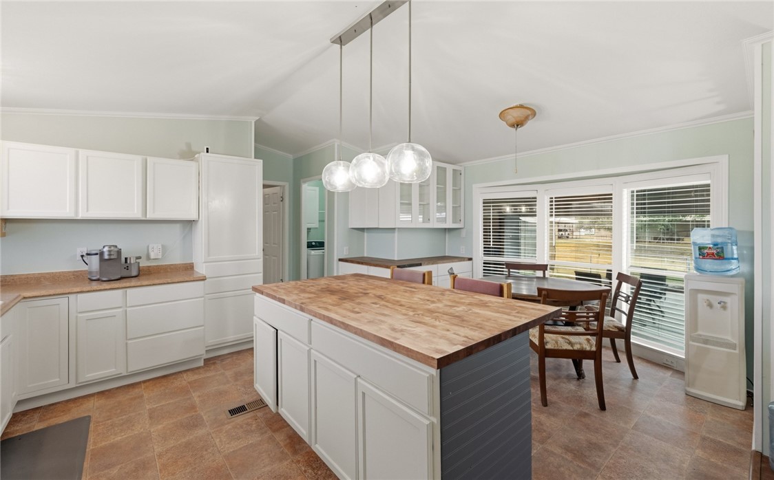 868 Fm 888 Mathis, TX 78368 - Photo 8 of 26