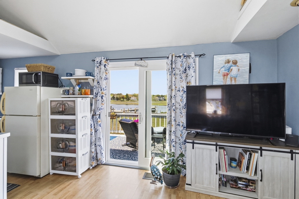 12 Lower County Road Dennis, MA 02639 - Photo 19 of 31