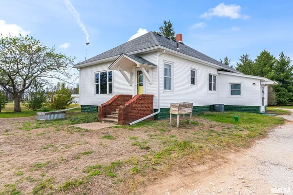 $179,000 | 1135 Highway 78, Chandlerville, IL 62627