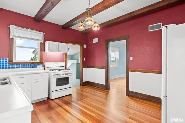 $179,000 | 1135 Highway 78, Chandlerville, IL 62627