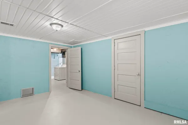 $179,000 | 1135 Highway 78, Chandlerville, IL 62627