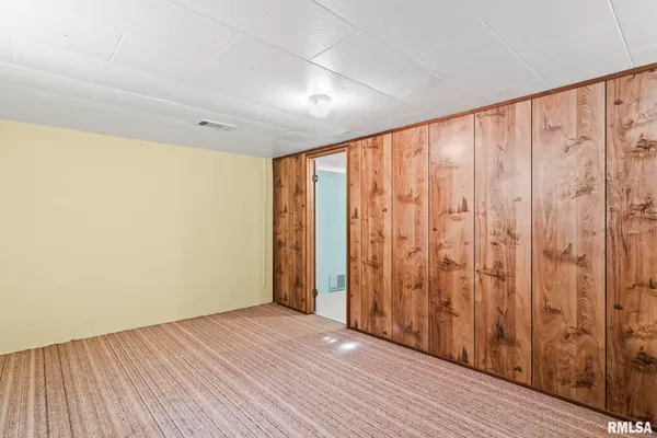 $179,000 | 1135 Highway 78, Chandlerville, IL 62627