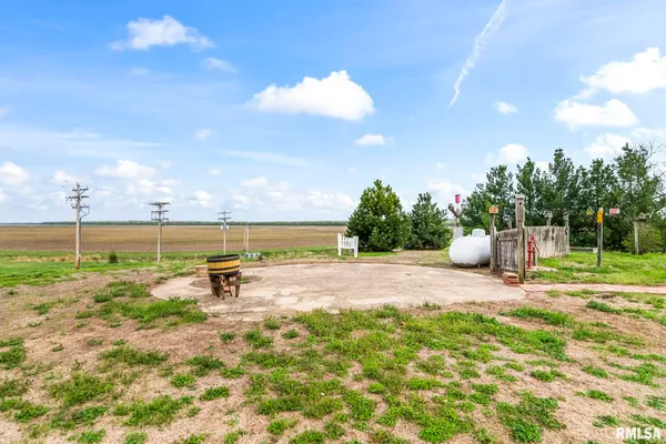 $179,000 | 1135 Highway 78, Chandlerville, IL 62627