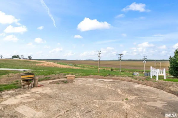 $179,000 | 1135 Highway 78, Chandlerville, IL 62627