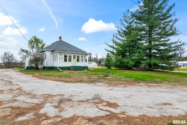 $179,000 | 1135 Highway 78, Chandlerville, IL 62627
