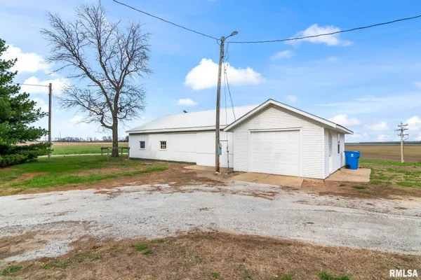 $179,000 | 1135 Highway 78, Chandlerville, IL 62627