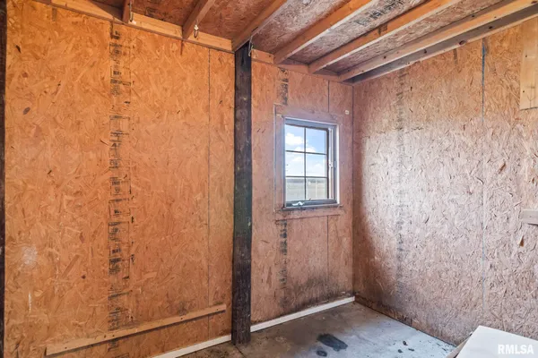 $179,000 | 1135 Highway 78, Chandlerville, IL 62627