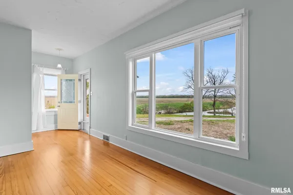 $179,000 | 1135 Highway 78, Chandlerville, IL 62627