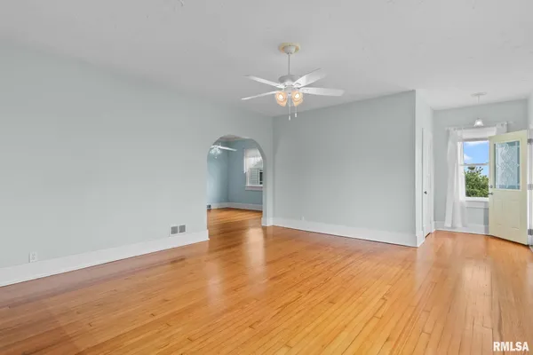 $179,000 | 1135 Highway 78, Chandlerville, IL 62627